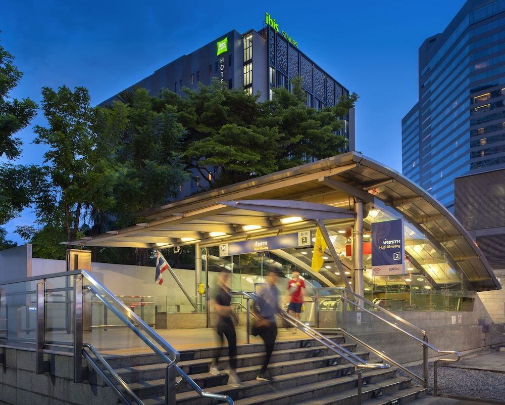 undefined ibis Styles Bangkok Ratchada 2