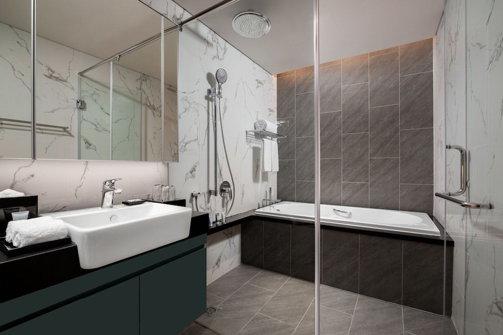 undefined Oakwood Residence Hanoi 7