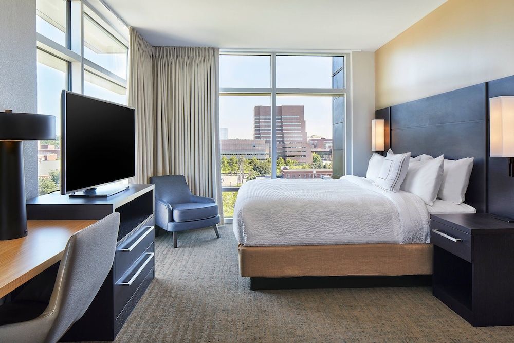 Room, 1 King Bed with Sofa bed, Corner
