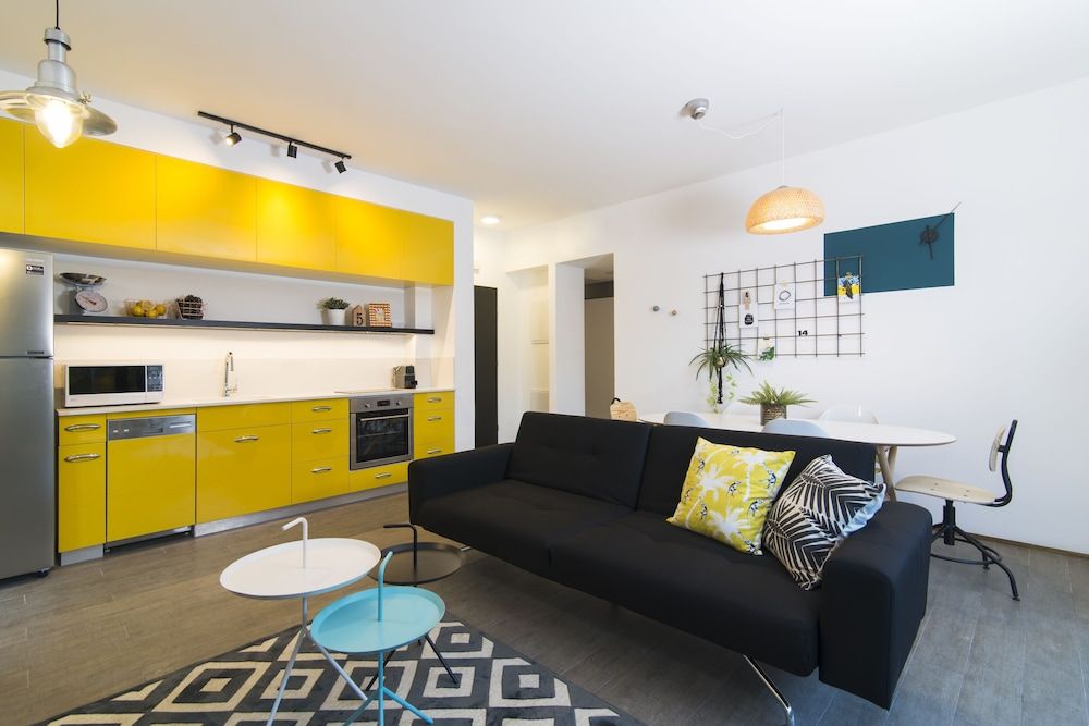 Mr. Brooklyn - By TLV2GO Two Bedroom Apartment with Balcony 7