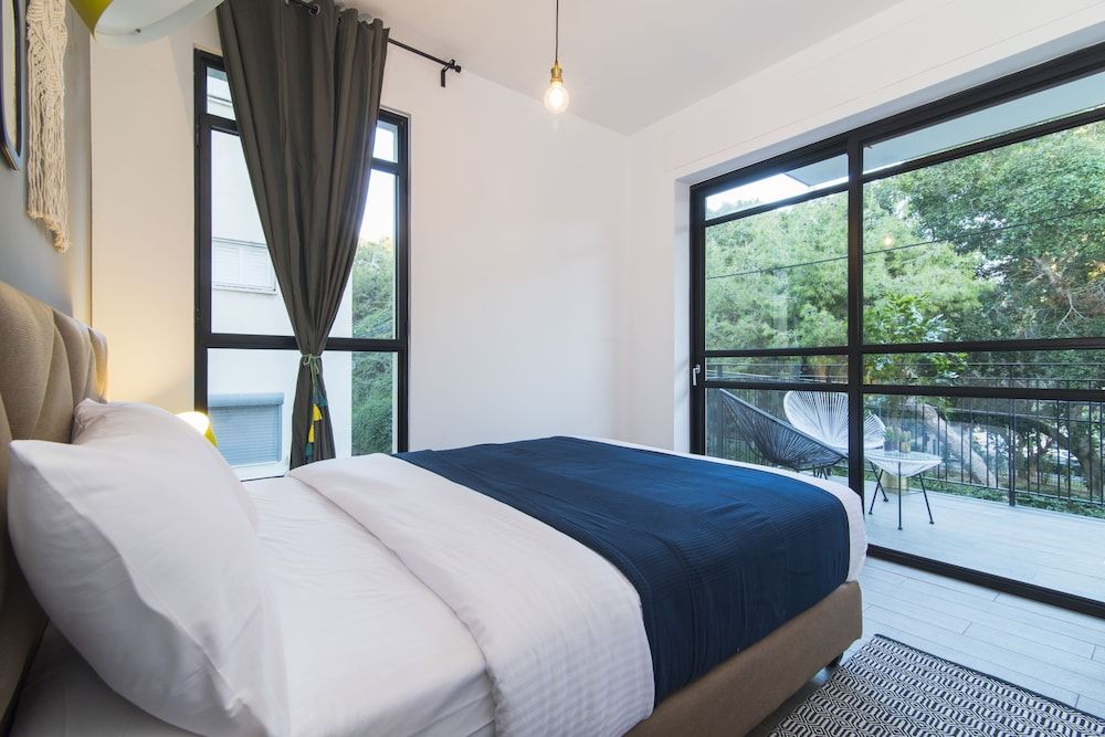 Mr. Brooklyn - By TLV2GO Two Bedroom Apartment with Balcony