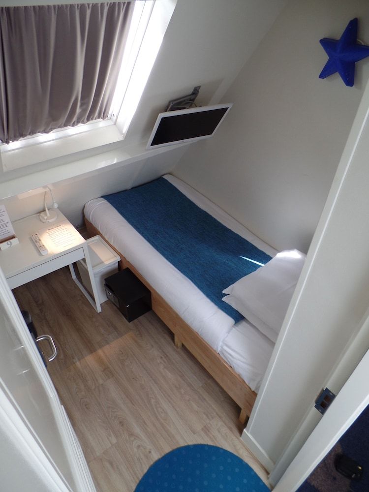 undefined Hotel Corner House 8