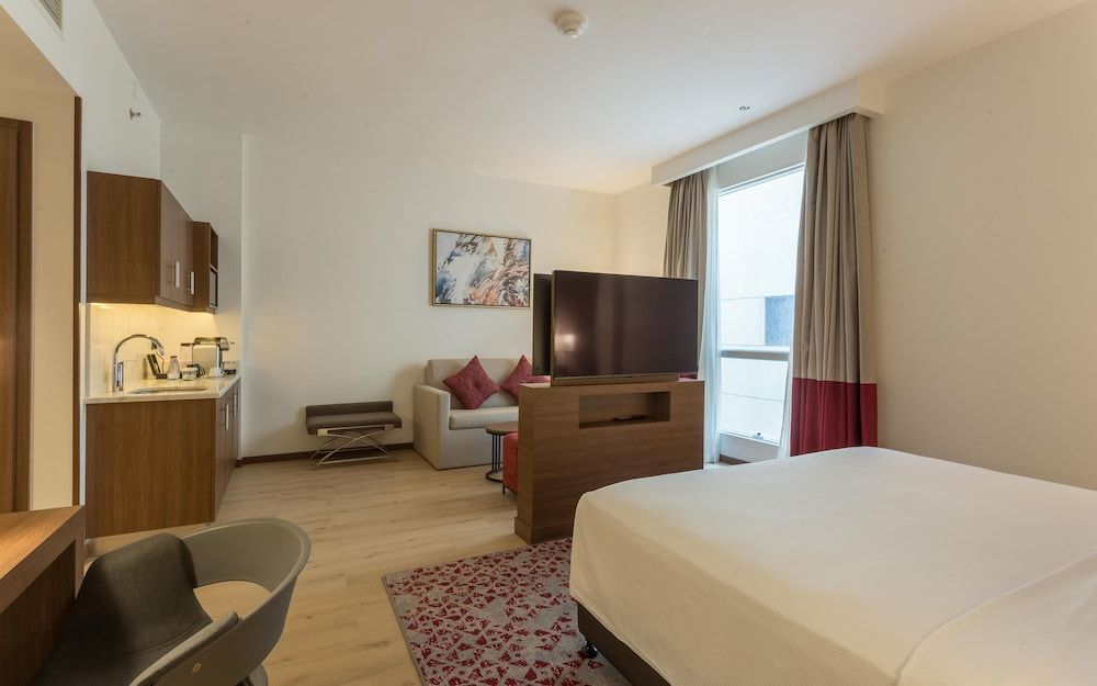 Studio Suite, 1 King Bed (Efficiency)