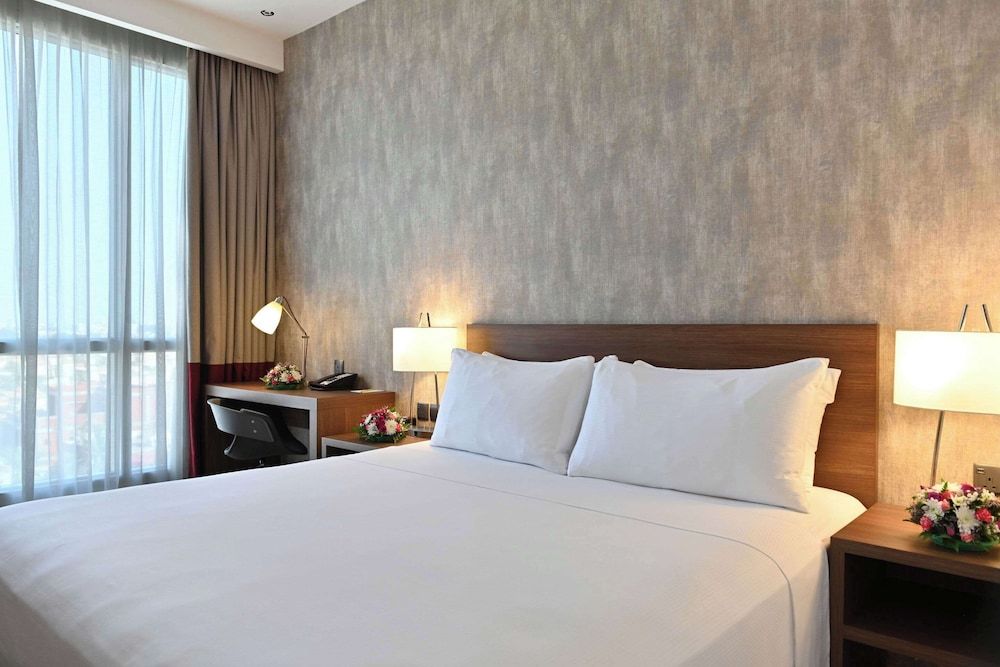 Comfort Hotel Jeddah King Road