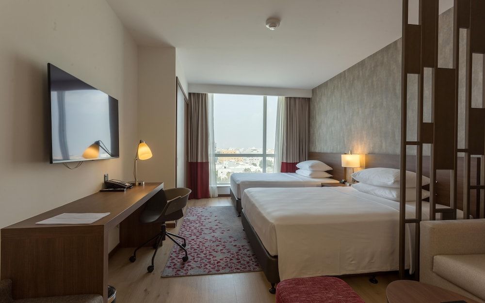 Comfort Hotel Jeddah King Road Standard Room, 2 Queen Beds 3