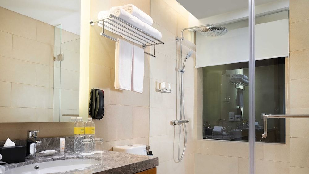 undefined Holiday Inn & Suites Jakarta Gajah Mada by IHG 4