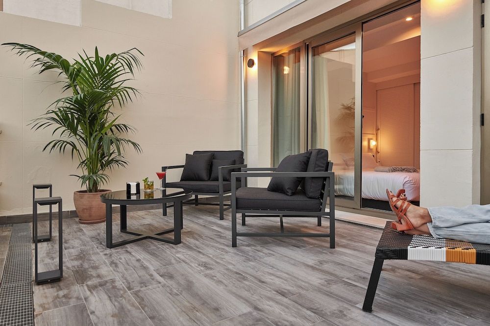 undefined Cosmo Hotel Boutique 4