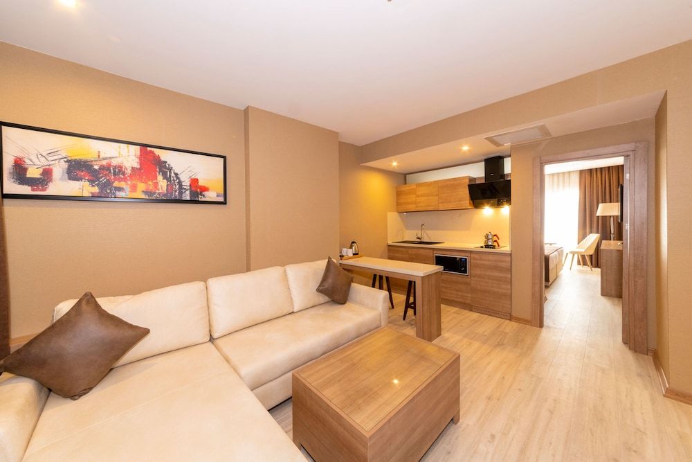 undefined 38 Hotel 2