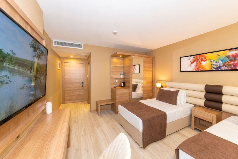 38 Hotel Standard Room 10