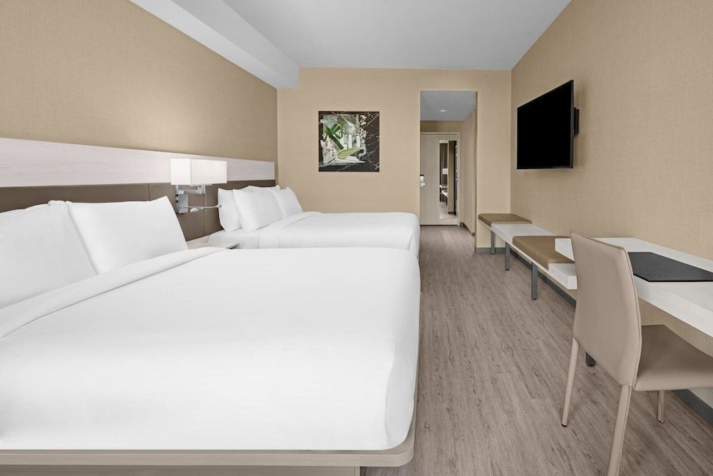 Room, 2 Queen Beds (Mobility Accessible, Roll-in Shower)