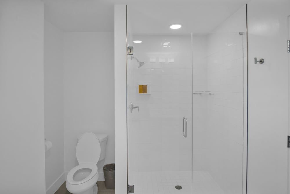 The Avalon Club Grand Suite, 3 Bedrooms, Ocean View 12