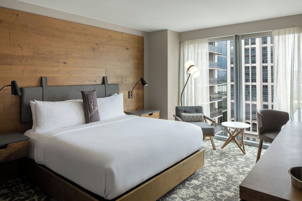 Epicurean Atlanta, Autograph Collection Room, 1 King Bed, Non Smoking, City View 2