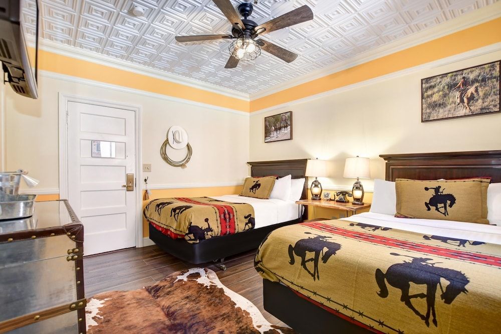 Standard Room, 2 Queen Beds, Non Smoking
