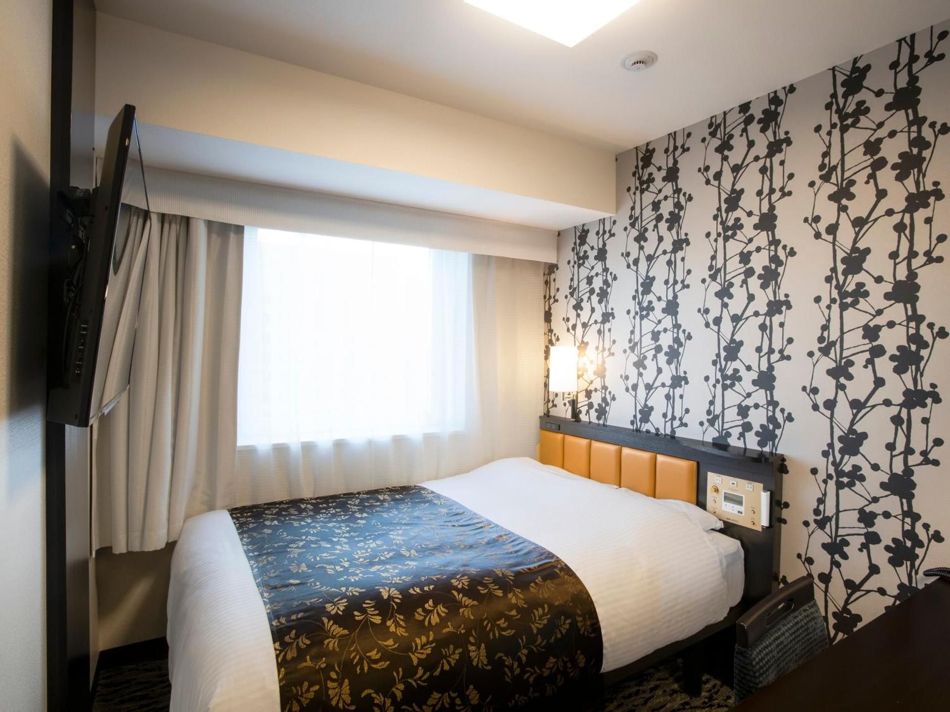 Single Room with Bay View - Upper Floor - Non-Smoking