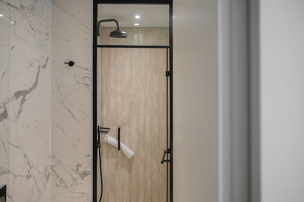 COCO-MAT Athens Jumelle Peer Double Room 3