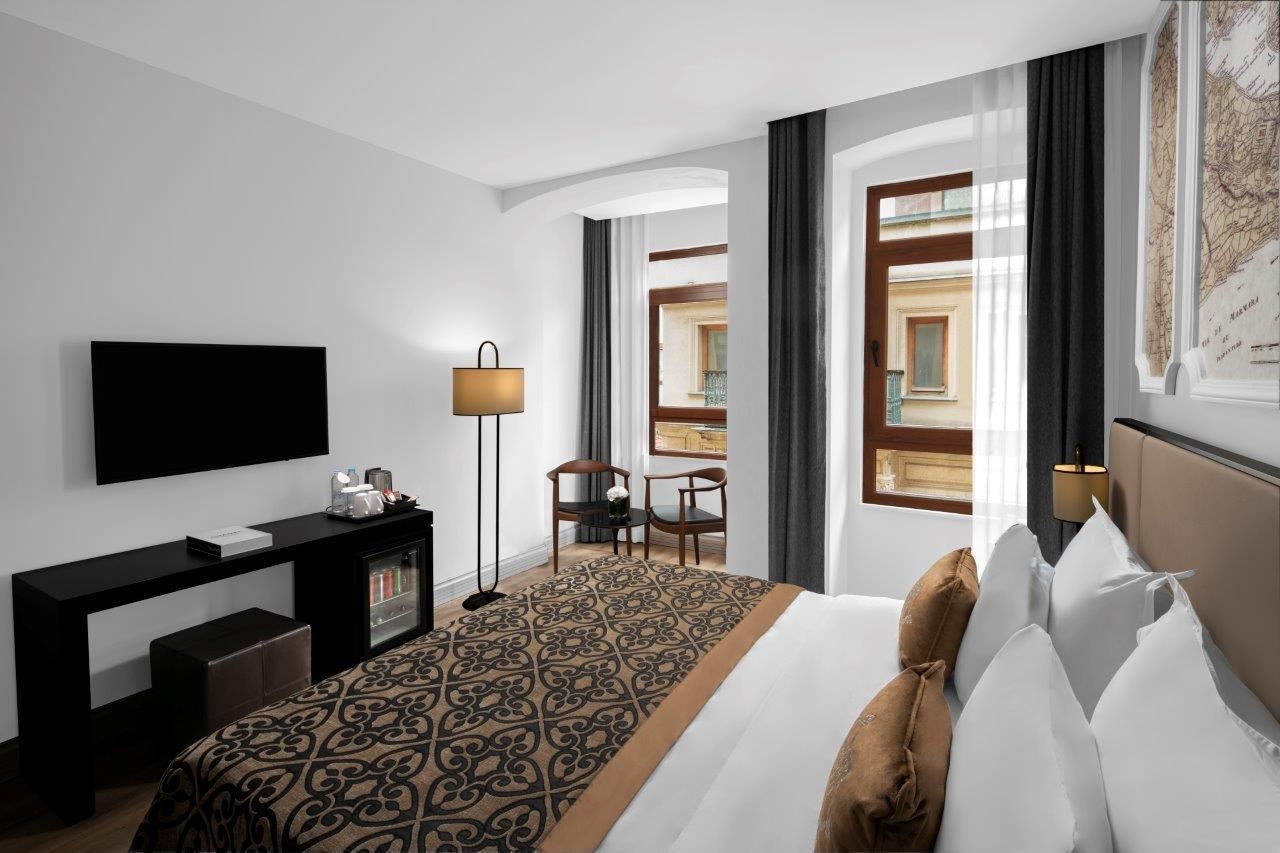 undefined Akka Suites 6