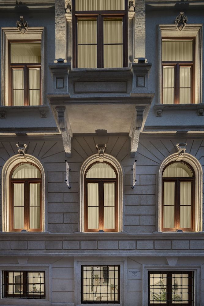 undefined Akka Suites Taksim 9