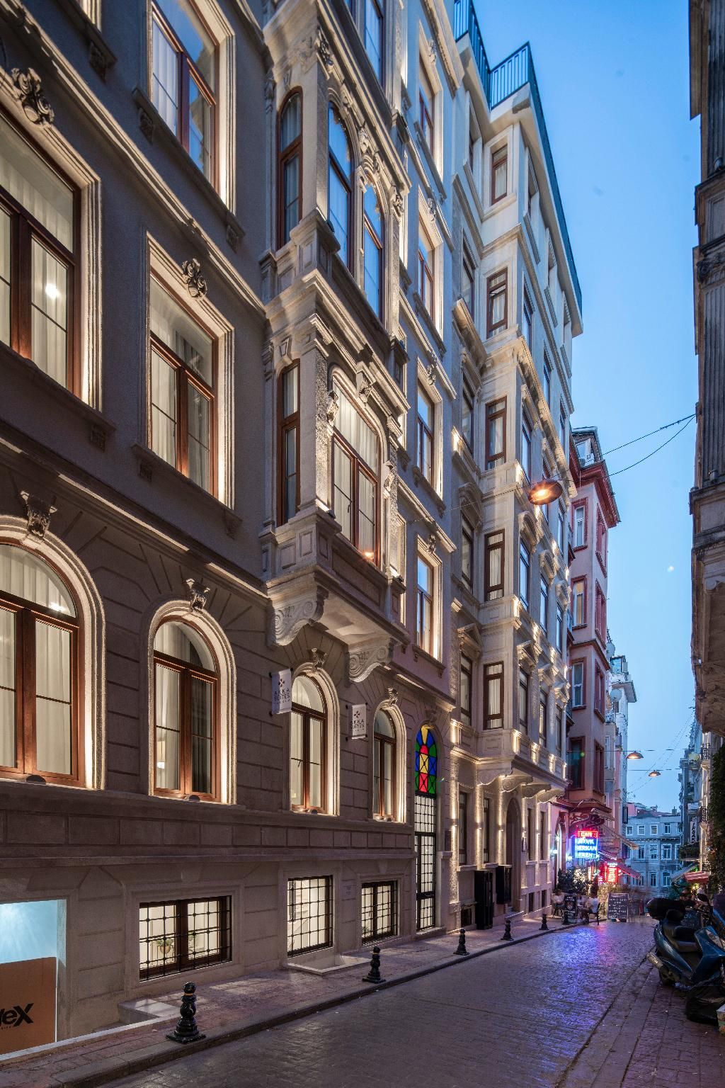 undefined Akka Suites 2