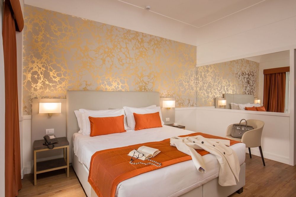 undefined Hotel Shangri-La Roma