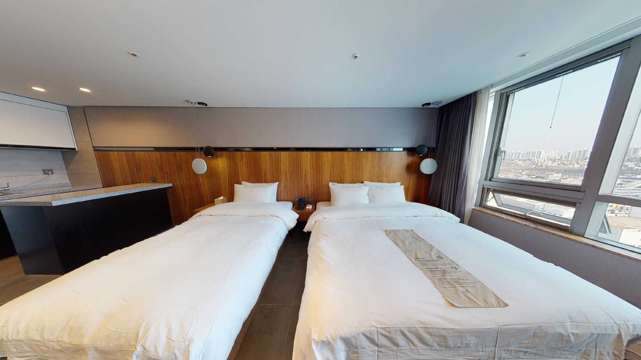 undefined Hotel tt 10