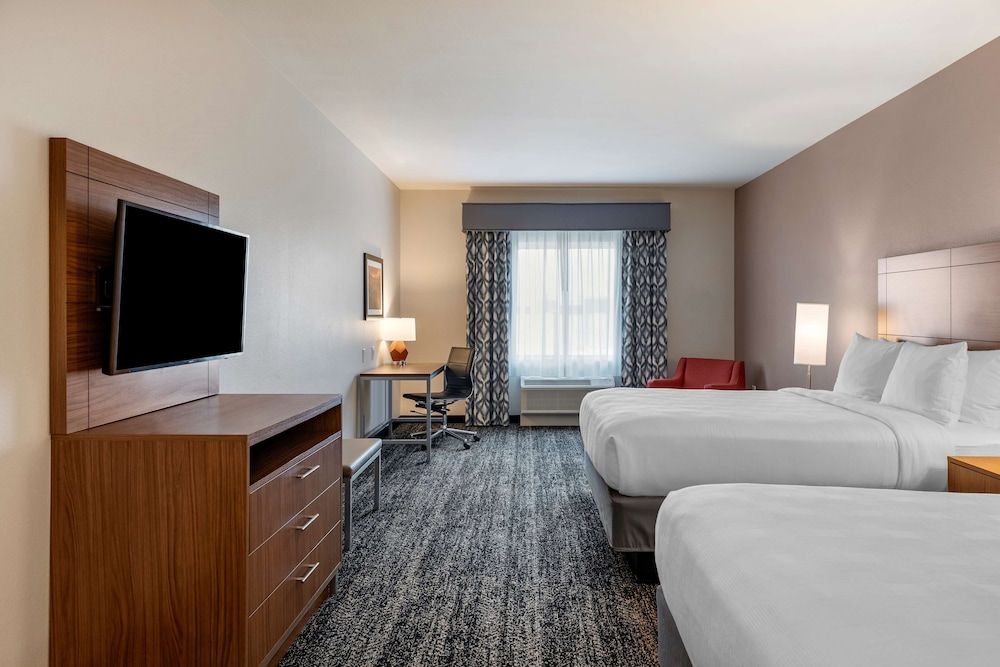 Best Western Plus Coachella Valley Inn & Suites Suite, 2 Queen Beds, Accessible, Refrigerator & Microwave (with Sofabed)