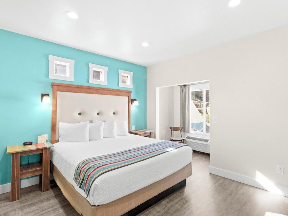 Family Suite, 3 Bedrooms, Pool Access