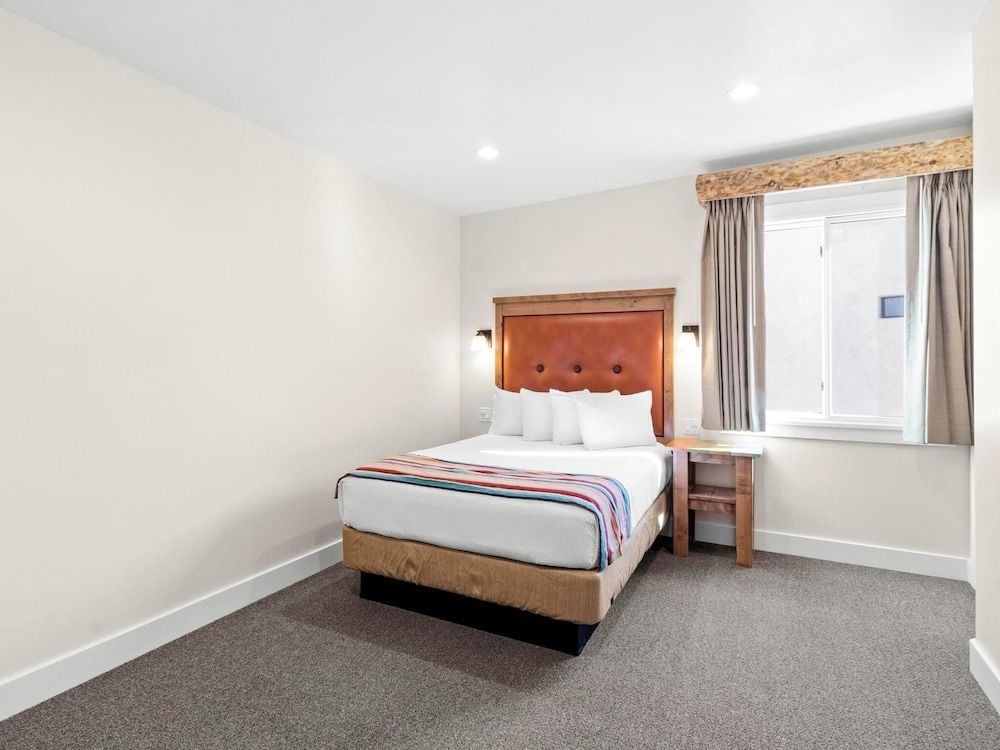 Family Suite, 3 Bedrooms, Pool Access