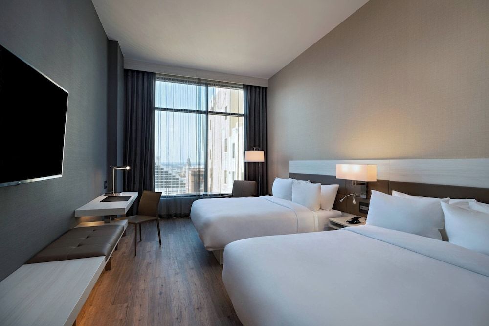 Room, 2 Queen Beds, Non Smoking (Hearing Accessible)