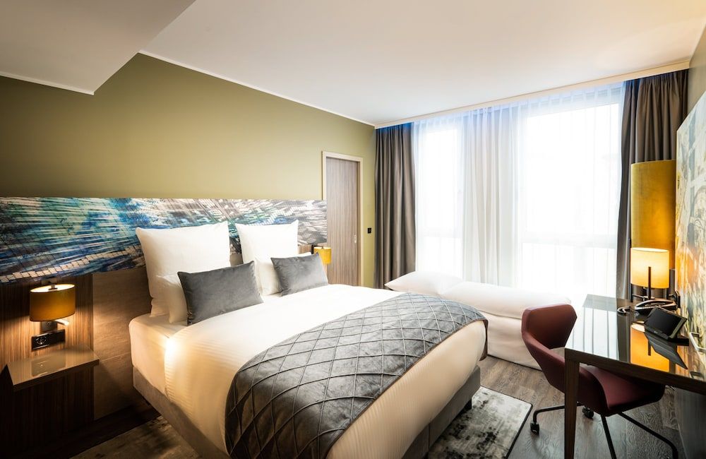 Leonardo Hotel Eschborn Frankfurt Superior Triple Room 2