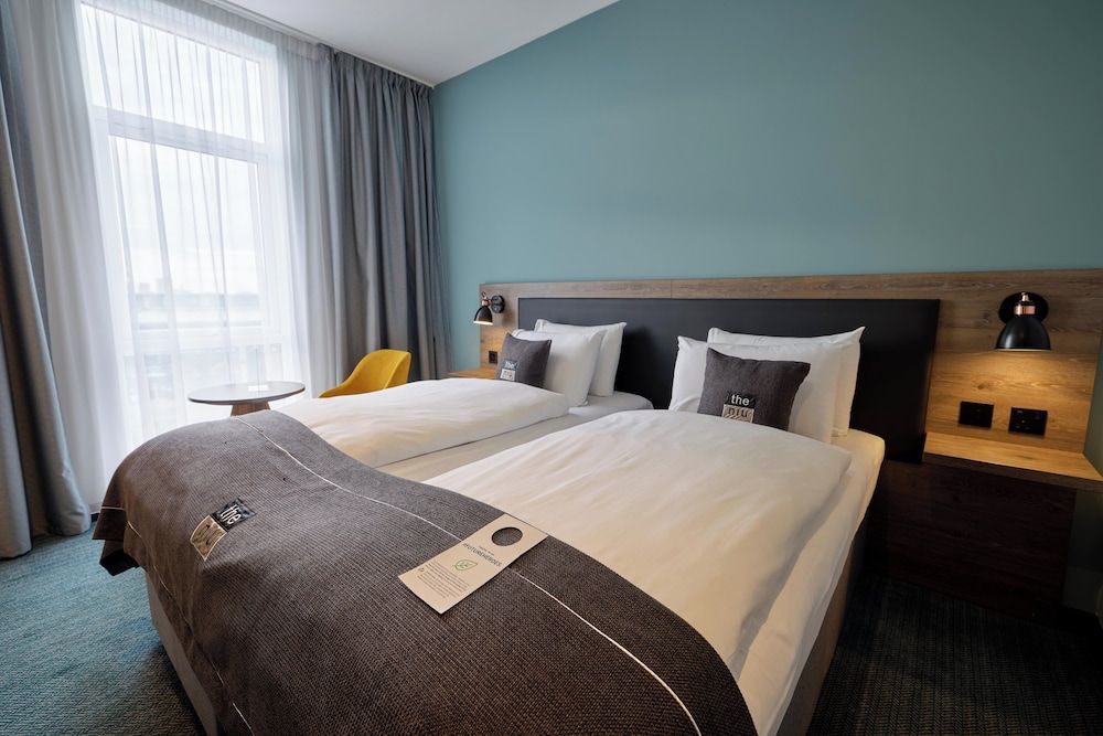 Holiday Inn - the niu, Loom Manchester North by IHG Standard Room, 2 Twin Beds 2
