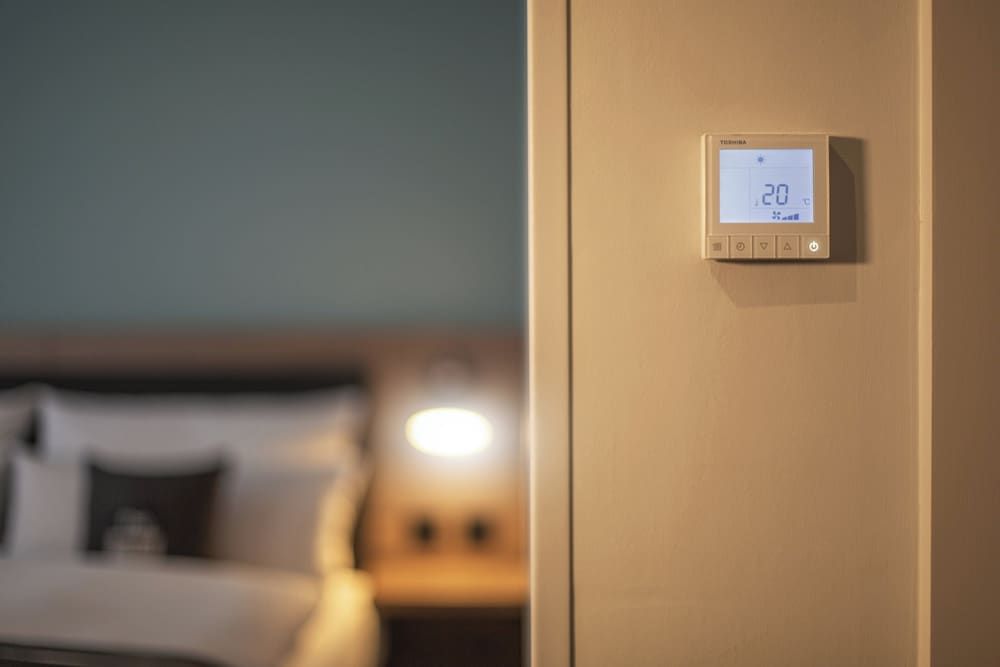 Holiday Inn - the niu, Loom Manchester North by IHG Standard Room, 1 Queen Bed 14