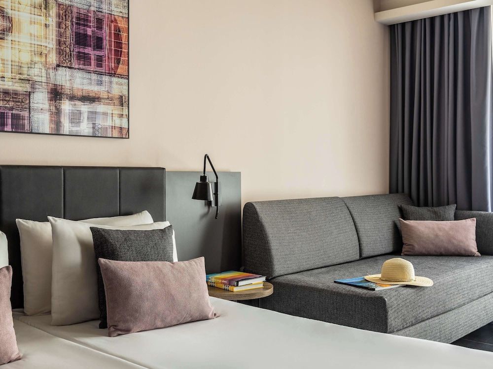 Junior Suite, Multiple Beds
