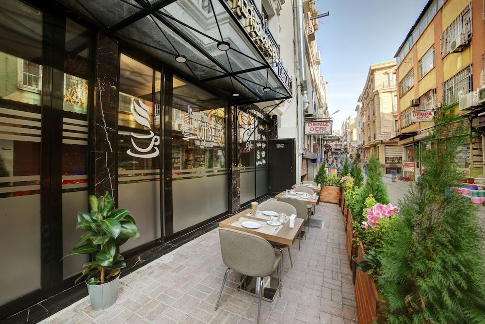 undefined Pell Palace Hotel & Spa 8