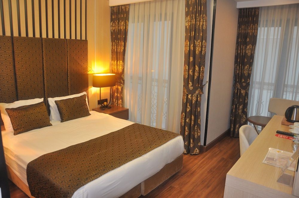 undefined Pell Palace Hotel & Spa 8