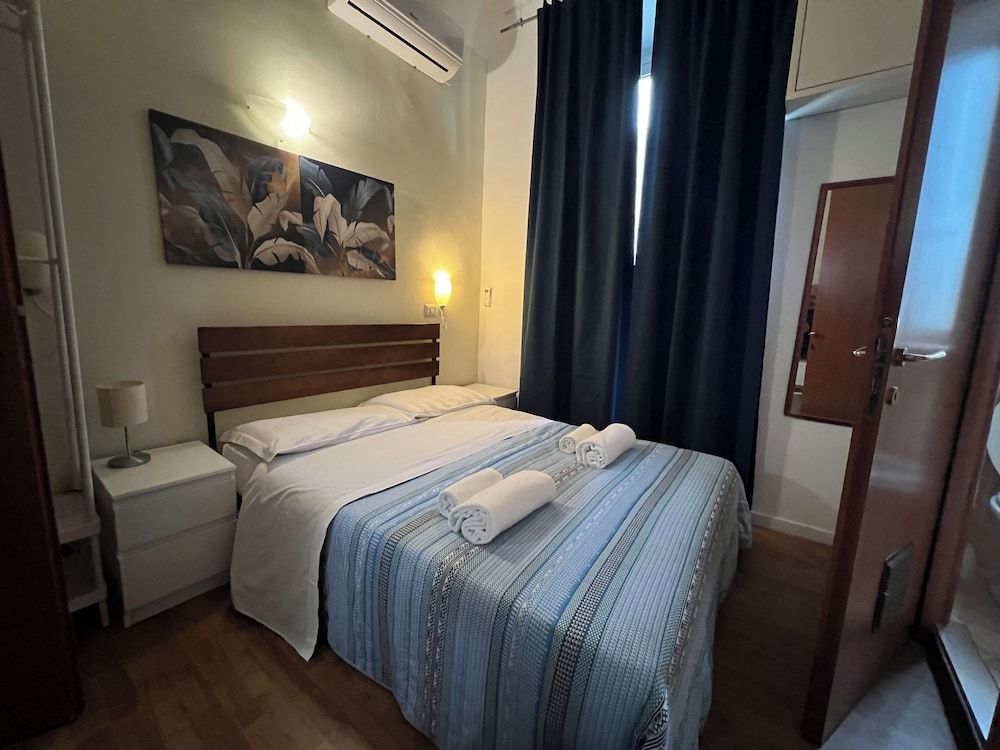 Basic Double Room, 1 Double Bed