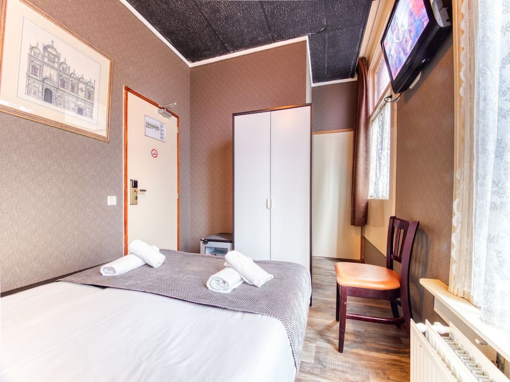 Basic Double Room (Double Room)