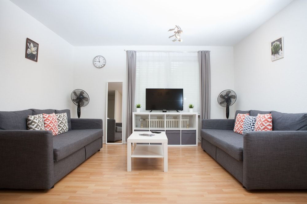 Galaxy Apartments Family Apartment, 2 Bedrooms, Non Smoking 6