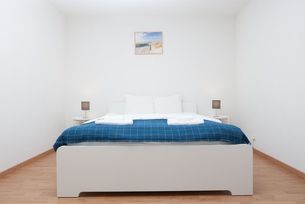 Galaxy Apartments Family Apartment, 2 Bedrooms, Non Smoking 2