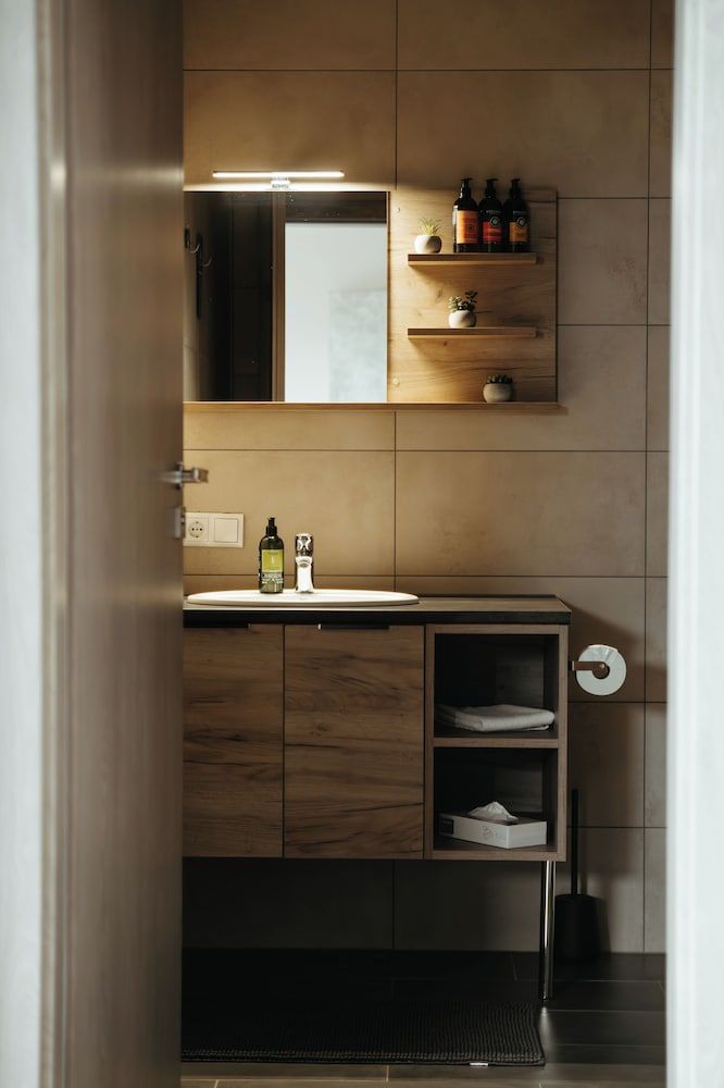 Vík Apartments Luxury Apartment, Multiple Beds 6