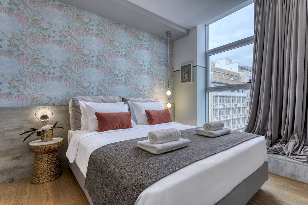 The Pinnacle Athens Budget Double Room 4