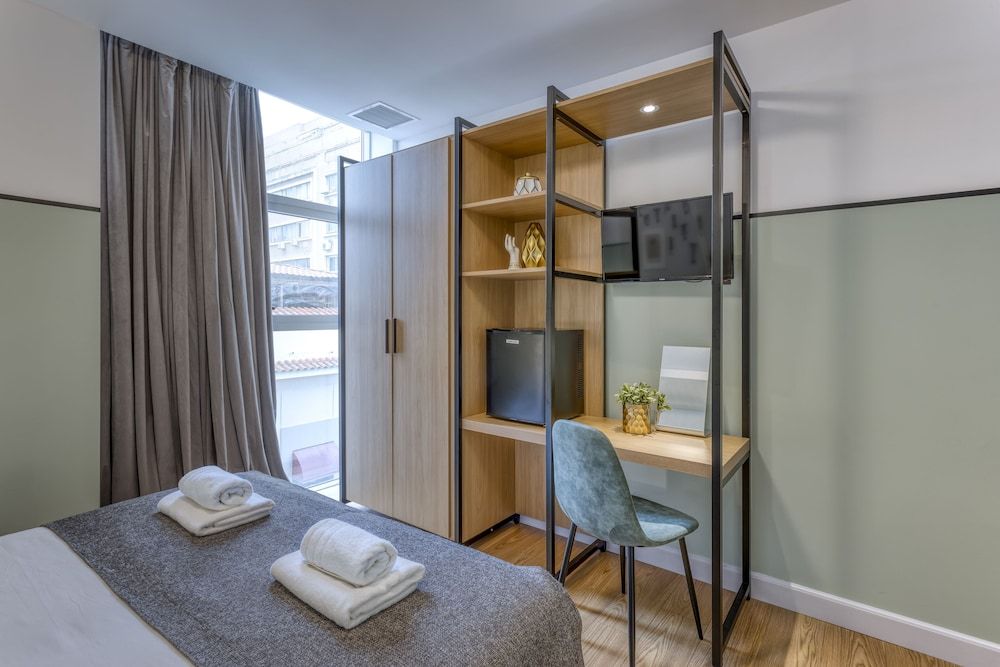 The Pinnacle Athens Classic Double Room 17