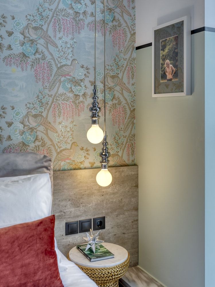 The Pinnacle Athens Budget Double Room 13