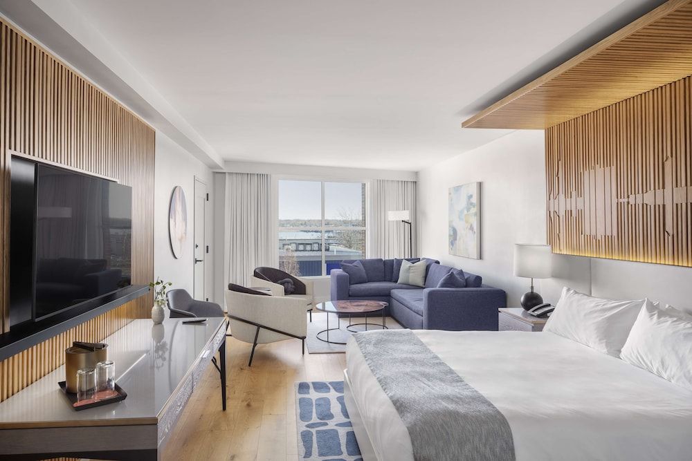 Premium Room, 1 King Bed