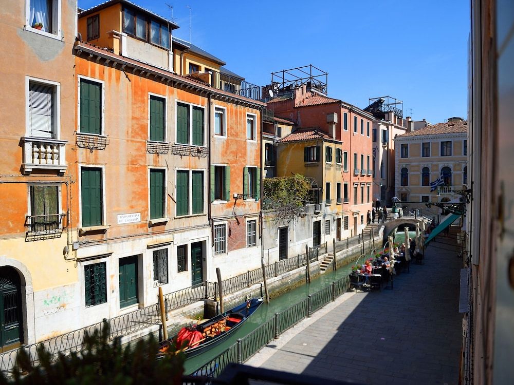 undefined Corte dei Greci 2