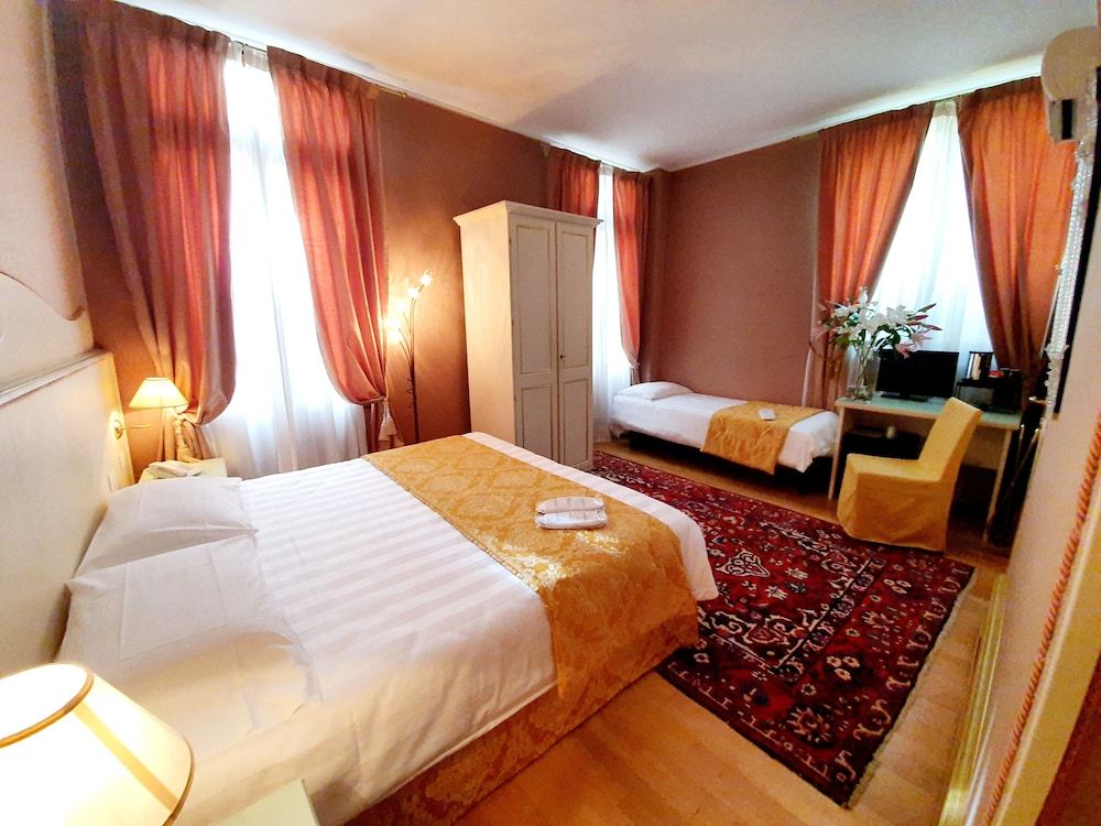 undefined Corte dei Greci 4