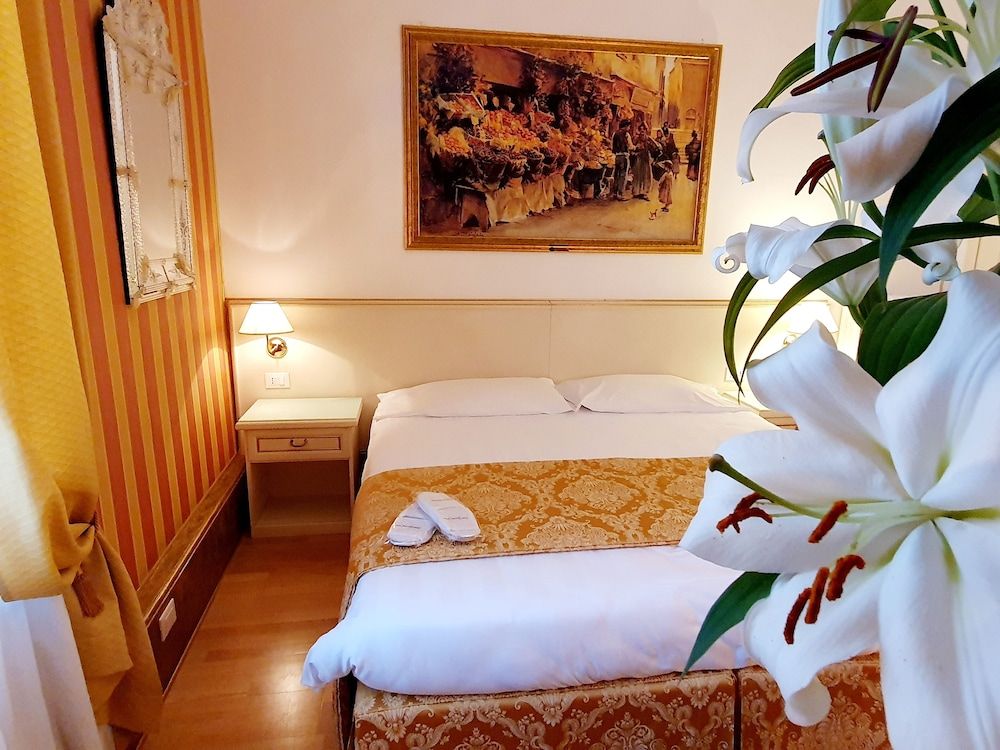 undefined Corte dei Greci 5