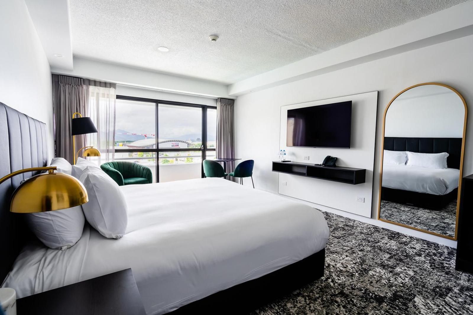 undefined The Benson Hotel 3