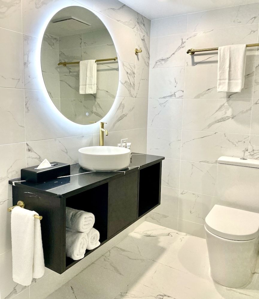 undefined The Benson Hotel 9