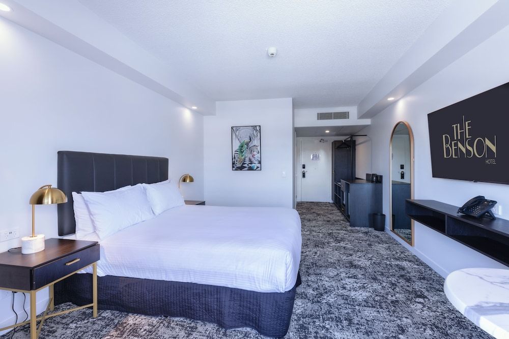 The Benson Hotel Superior Room, 1 King Bed