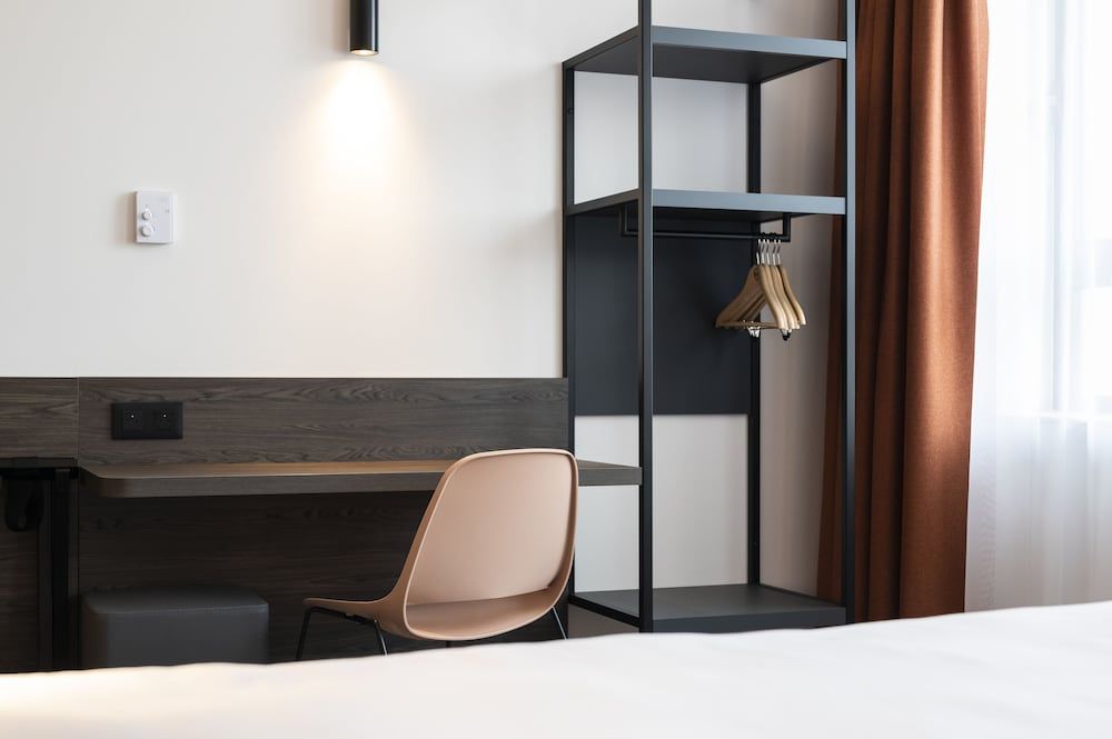 B&B HOTEL Antwerpen Centrum Standard Double Room, Accessible 12